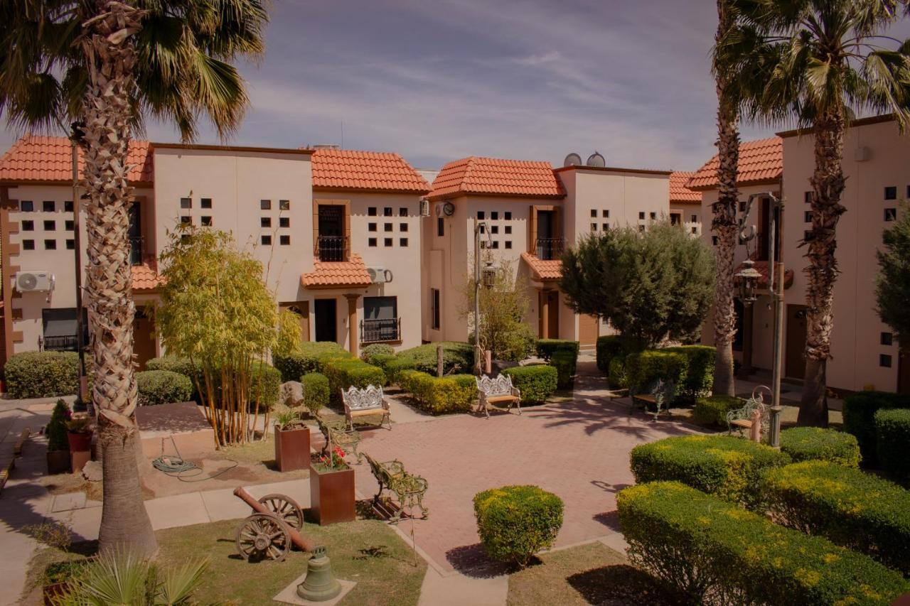 Suites Cervantes Chihuahua Exterior foto