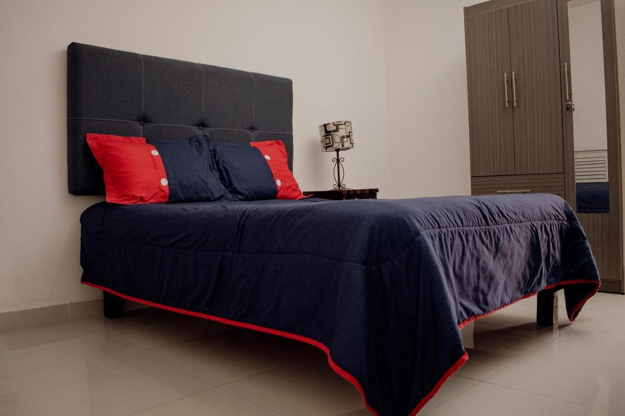Suites Cervantes Chihuahua Exterior foto