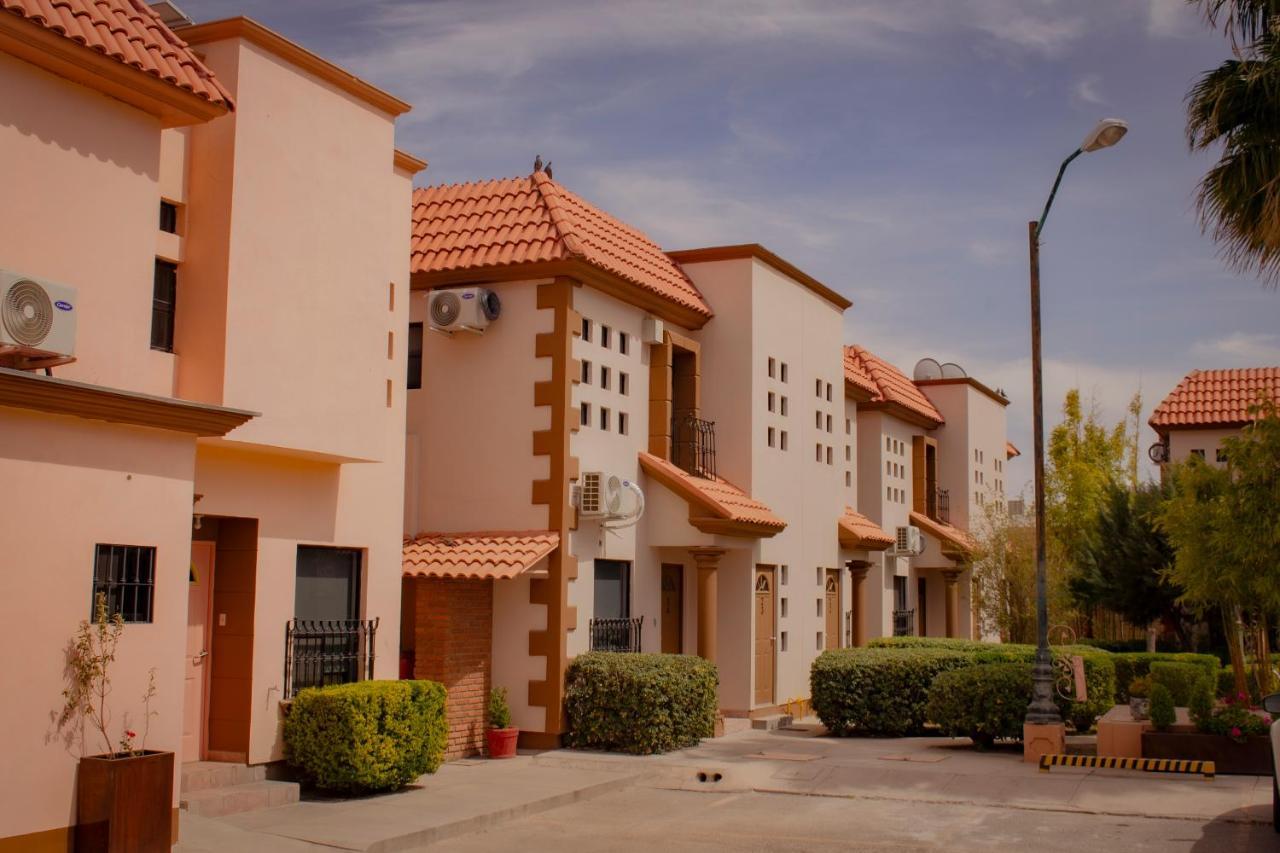 Suites Cervantes Chihuahua Exterior foto
