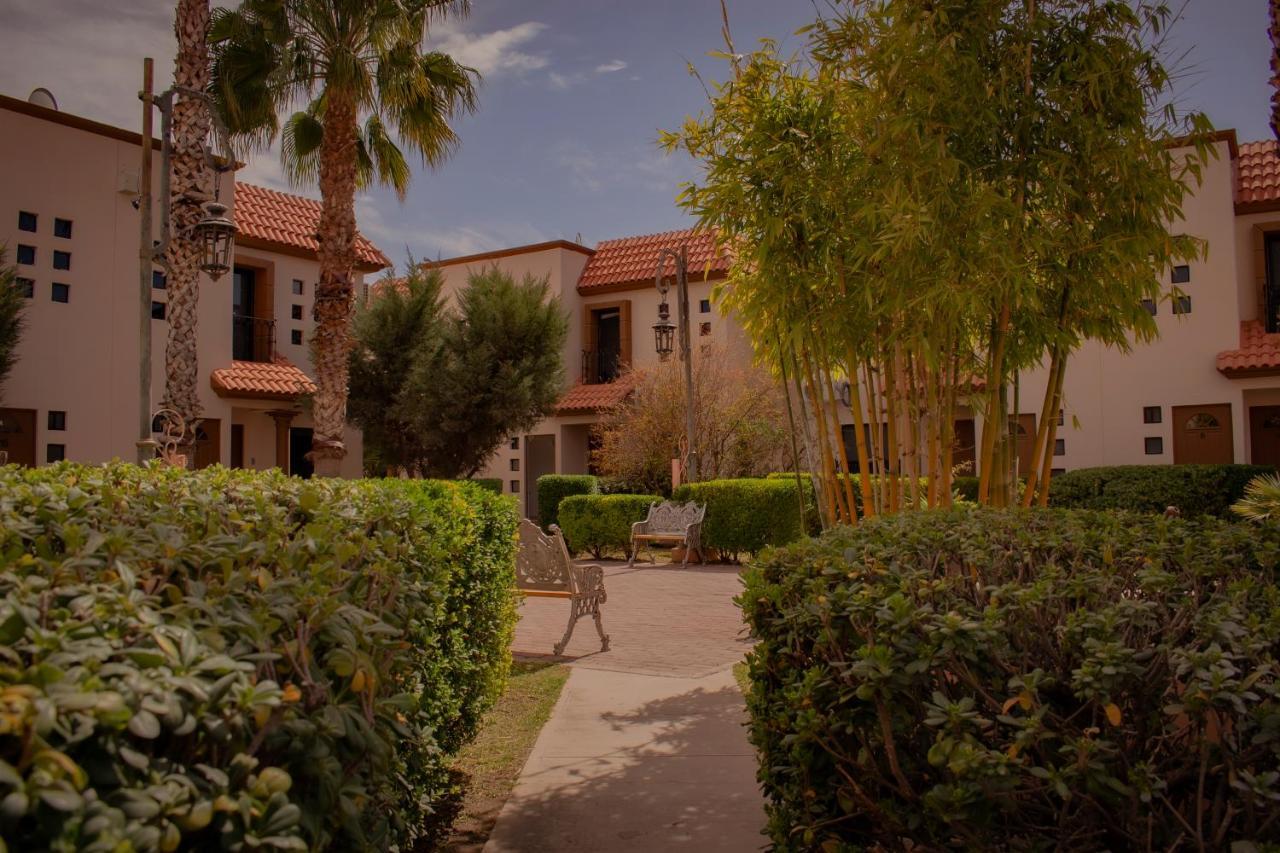 Suites Cervantes Chihuahua Exterior foto